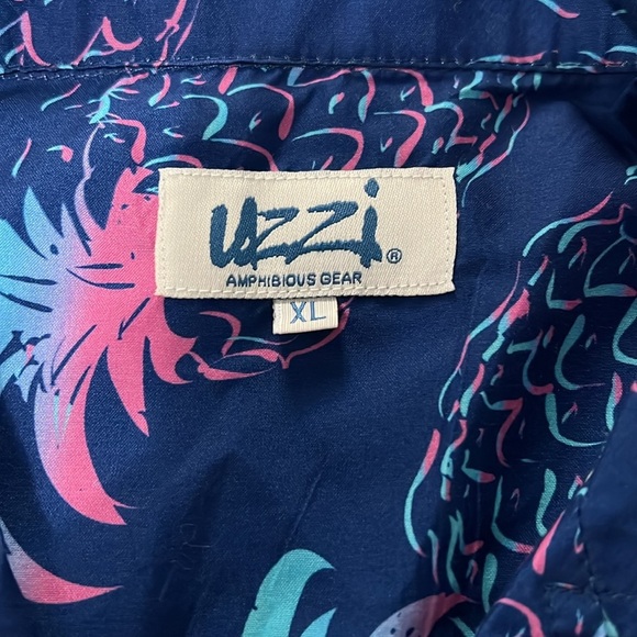Uzzi Amphibious Gear Pineapple Short Sleeve Button Down - Picture 4 of 5